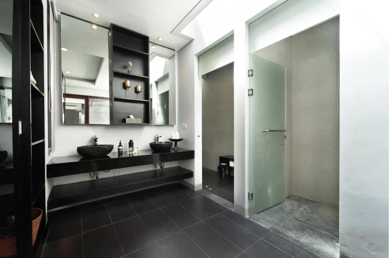 The Black Pearl - The Best 1Br Villa In Seminyak Indonesia